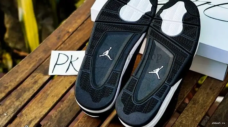 Retro READY God 4 TO White MATERIALS Thunder PK Jordan SHIP RETAIL 0501